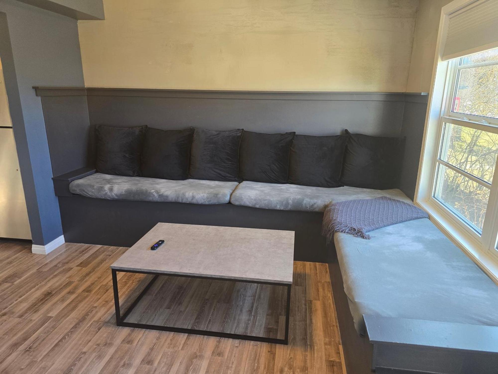 The Gateway 16 Holiday home Calgary